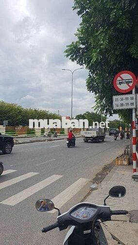 Bán Nhà Sẵn HĐ , Đang Cho Thuê Dài Hạn