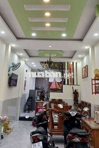 Nhà lầu suốt 2/ Hương Lộ 80,ngã 5