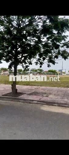 Bán lô đất 150m2, gần biển - KCN - chợ Lai Nghi, Giá 16tr/m2