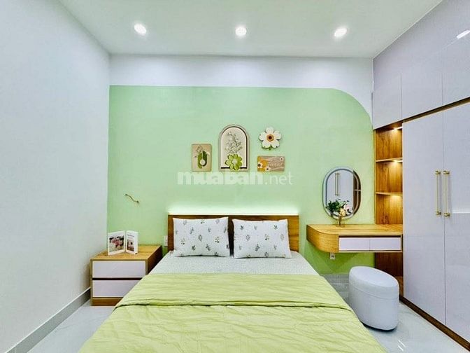 Nhà 1 lầu tuyệt đẹp Cao cấp hẻm xe hơi 1 trục cách MT Quang Trung 40