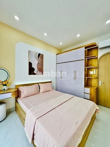Nhà 1 lầu tuyệt đẹp Cao cấp hẻm xe hơi 1 trục cách MT Quang Trung 40