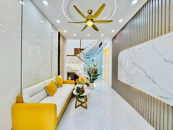 Nhà 1 lầu tuyệt đẹp Cao cấp hẻm xe hơi 1 trục cách MT Quang Trung 40