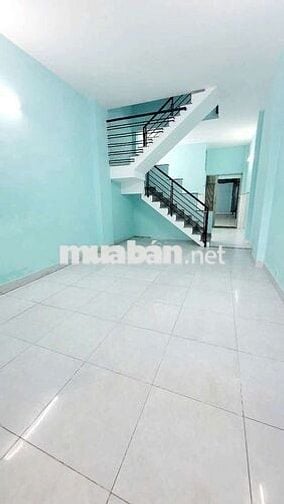 Nhà 5x28 đúc 1 tấm mặt tiền đường nhựa 10m thông gần trường tam Đông 2