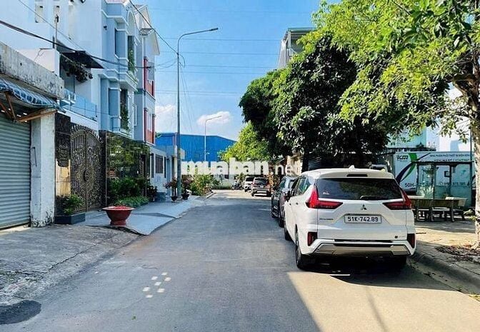 Bán lô đất 5x18m tại KDC Phú Nhuận đường Lê Thị Riêng Quận 12