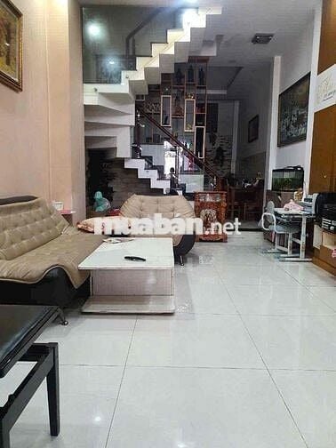 Nhà Full Nội Thất_ 3 Lầu _Sân Xe Hơi _Đường Tx22_ Giá 11 Triệu