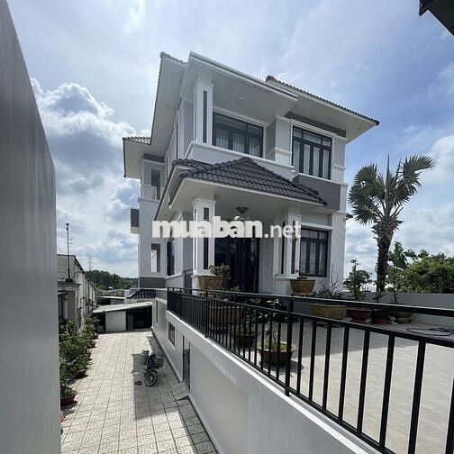 CHÍNH CHỦ BÁN ĐẤT KÈM NHÀ DIỆN TÍCH RỘNG LÊN ĐẾN 1.617m2 MẶT TIỀN QL51