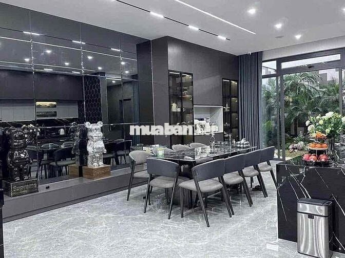 CẦN BÁN GẤP NHÀ NGAY CHỢ BÌNH CHÁNH , GIÁ 870 TRIỆU -SHR
