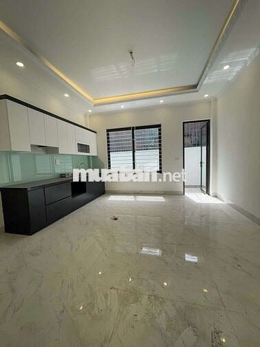 NHÀ DIỆN TÍCH KHỦNG 90M² 6 TẦNG THANG MÁY GARAÔTÔ GẦN VINCOM LONG BIÊN