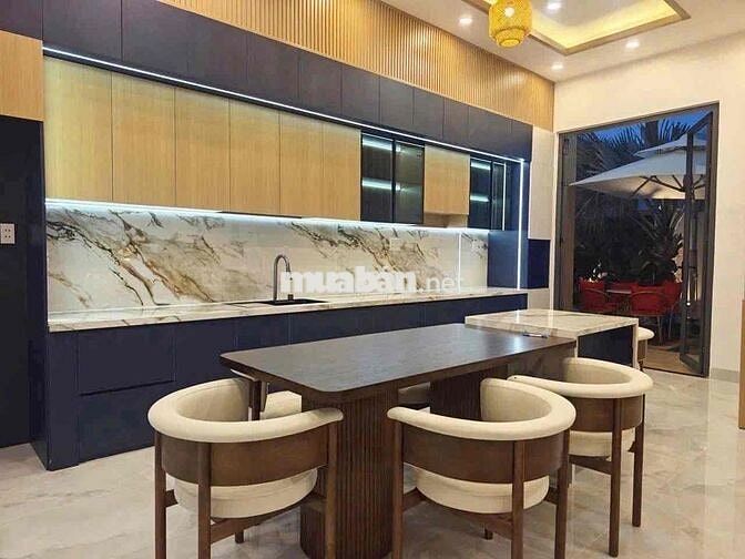 Bán biệt thự sân vườn 1 tỷ 980 triệu- Bình Chánh