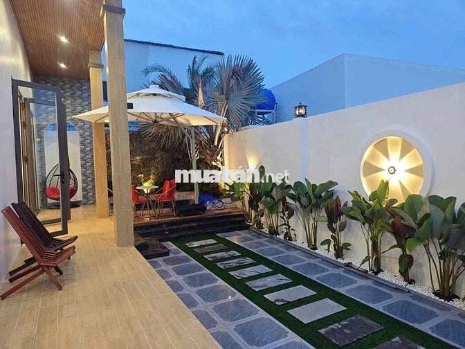 Bán biệt thự sân vườn 1 tỷ 980 triệu- Bình Chánh