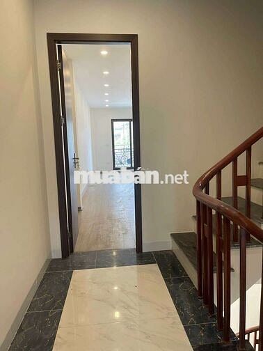 NHÀ DIỆN TÍCH KHỦNG 90M² 6 TẦNG THANG MÁY GARAÔTÔ GẦN VINCOM LONG BIÊN