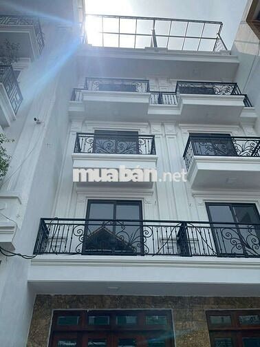 NHÀ DIỆN TÍCH KHỦNG 90M² 6 TẦNG THANG MÁY GARAÔTÔ GẦN VINCOM LONG BIÊN