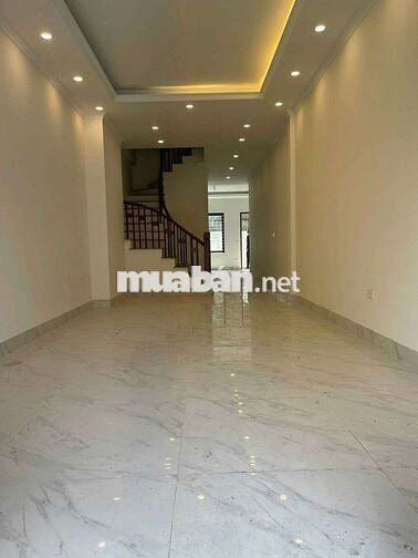 NHÀ DIỆN TÍCH KHỦNG 90M² 6 TẦNG THANG MÁY GARAÔTÔ GẦN VINCOM LONG BIÊN