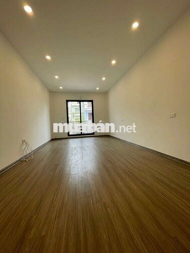 NHÀ DIỆN TÍCH KHỦNG 90M² 6 TẦNG THANG MÁY GARAÔTÔ GẦN VINCOM LONG BIÊN