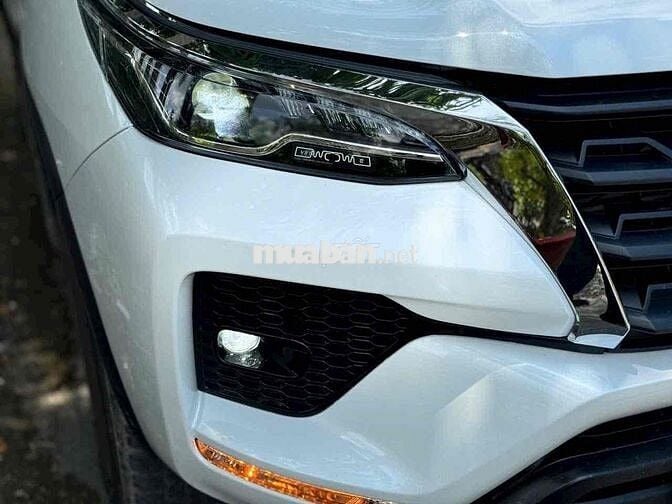Toyota Fortuner 2024 2.4 AT 4x2 - 17.000 km