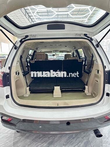 Isuzu Mu-X 07 chỗ máy dầu đời cao 2019