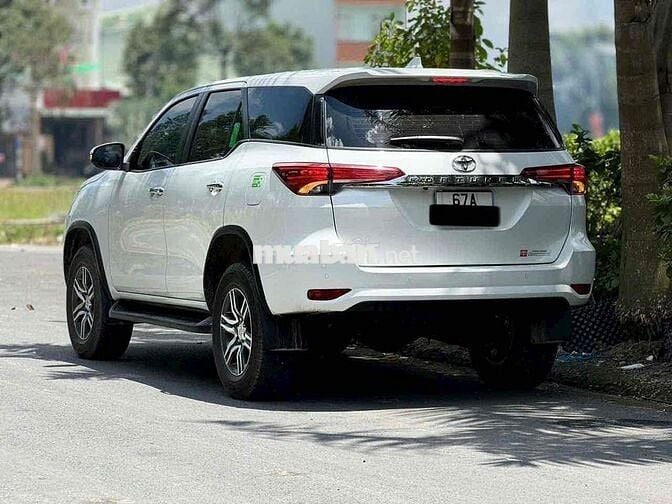 Toyota Fortuner 2024 2.4 AT 4x2 - 17.000 km
