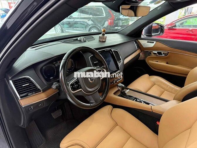 Bán gấp Volvo XC90 T6 Inscription 2018– Ưu đãi lớn