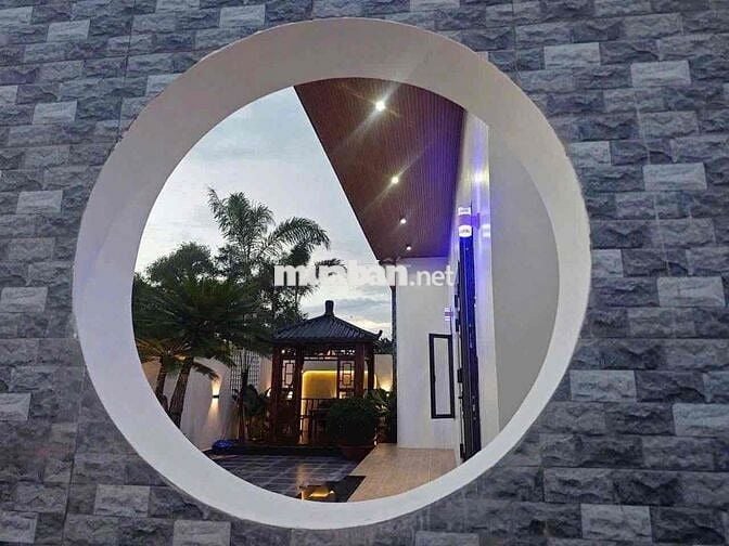 Bán biệt thự sân vườn 1 tỷ 980 triệu- Bình Chánh