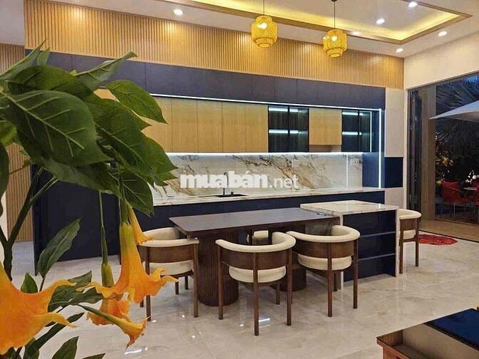 Bán biệt thự sân vườn 1 tỷ 980 triệu- Bình Chánh