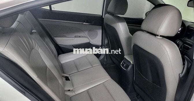 Elantra 2.0 . Máy và Sơn zin 100% Bán or gl xe nhỏ