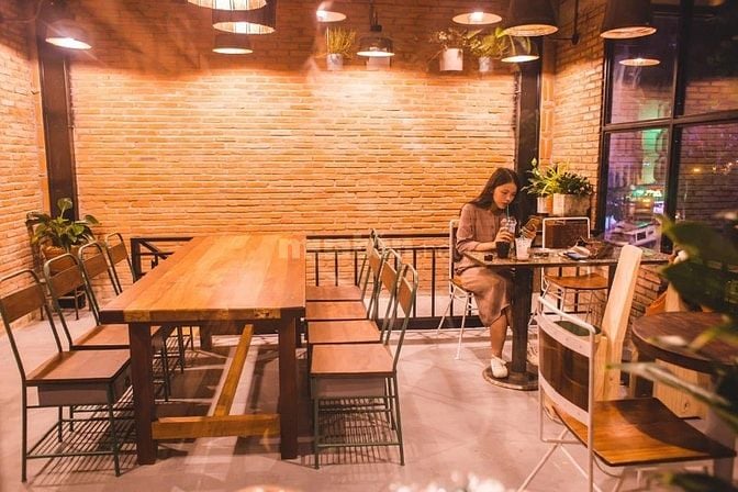 Cho Thuê Mặt tiền kinh doanh ngang 9m(45m2) 250a Nguyễn Hồng Đào QuậnT