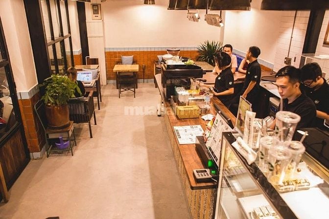 Cho Thuê Mặt tiền kinh doanh ngang 9m(45m2) 250a Nguyễn Hồng Đào QuậnT