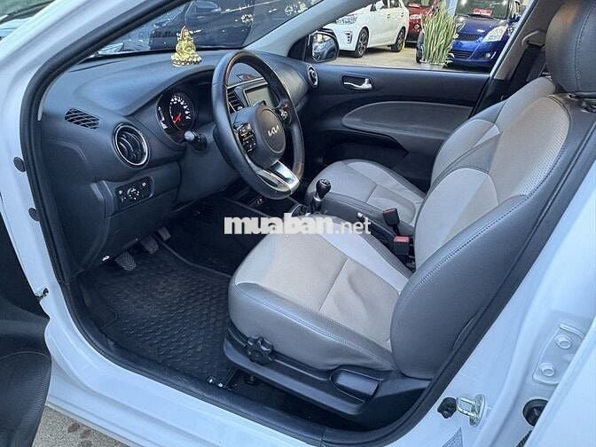 Kia Soluto 2023 1.4 MT Deluxe - 50000 km