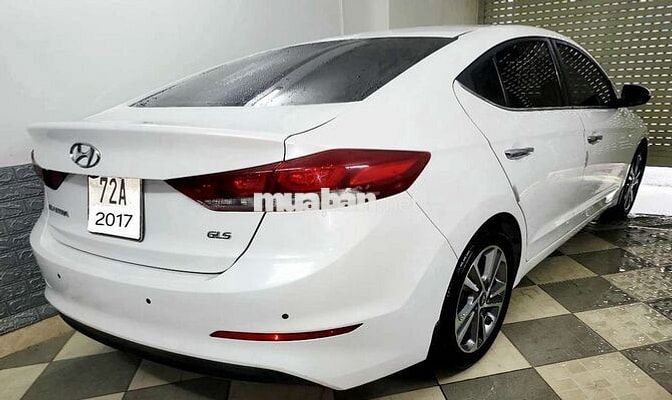 Elantra 2.0 . Máy và Sơn zin 100% Bán or gl xe nhỏ