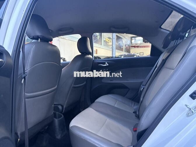 Kia Soluto 2023 1.4 MT Deluxe - 50000 km