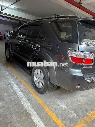 Toyota Fortuner đời 2009 máy dầu xố sàn  xe đẹp