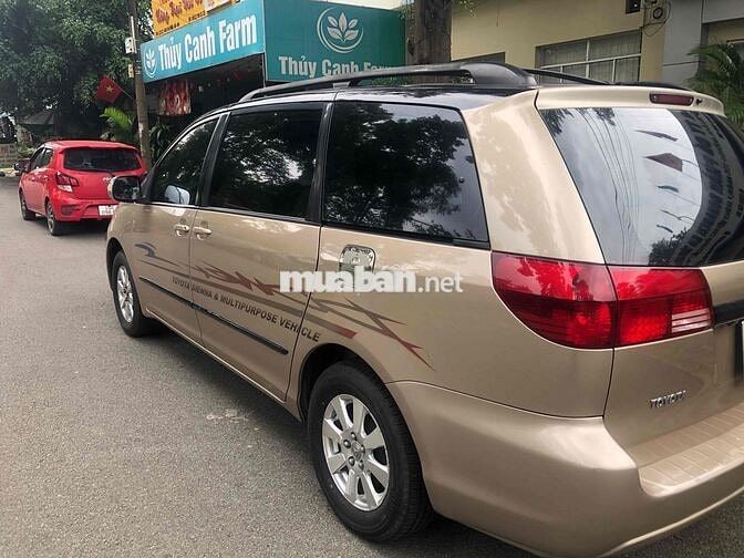 Toyota Sienna 2004 - 100000 km