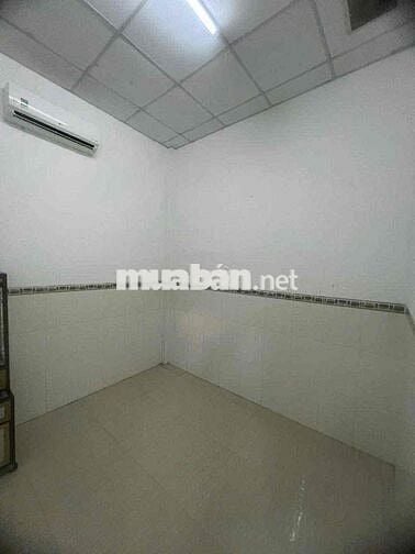 Nhà 2 phòng 2 máy lạnh hẻm giáp kdc 91B