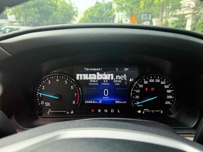 Ford Explorer 2024 - 26000 km