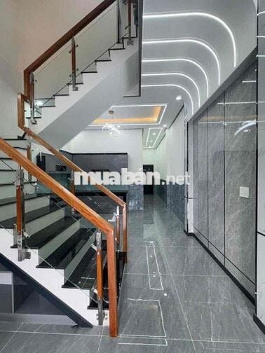 Bán nhà 2 lầu giá 1ty650 tại tân uyên BD