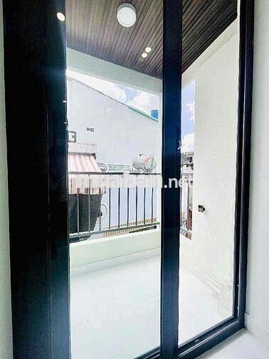 Nhà mới 3 tầng đẹp full nội thất hẻm 4m Lạc Long Quân P10 Tân Bình