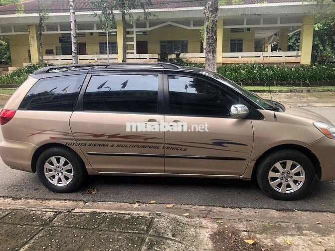 Toyota Sienna 2004 - 100000 km