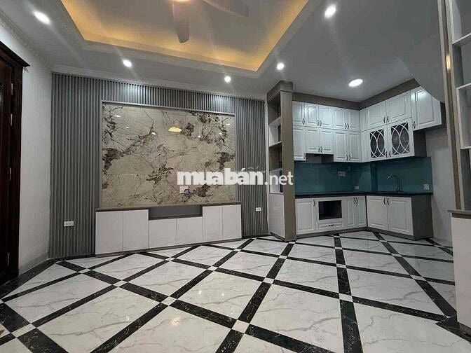 BÁN NHÀ HOÀNG MAI 35 m 5 TẦNG Ô TÔ ĐỖ CỬA