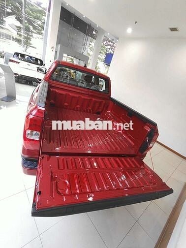 BÁN TẢI FORD RANGER. TRẢ TRUỚC HƠN 200TR LÀ CÓ XE.