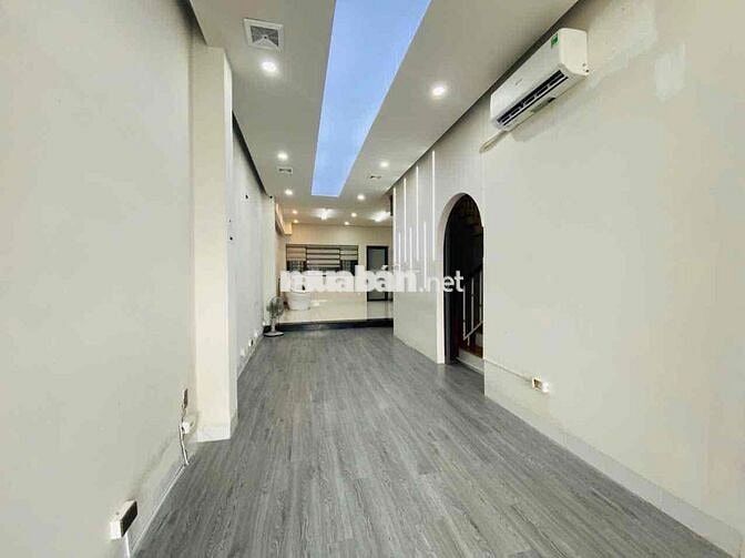 Cho Thuê Căn Nhà Mặt Tiền Trần Nhật Duật Nối Dài Nha Trang