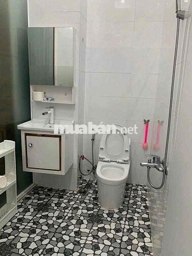 Nhà lầu 3 phòng full nội thất hẻm Hoàng Văn Thụ