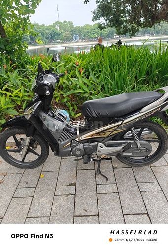 Bán xe máy Future 125cm3 đời 2009, màu đen- xám-bạc