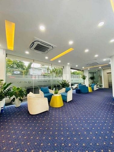 CHO THUÊ NHÀ MẶT TIỀN PHAN XÍCH LONG NGAY TRUNG TÂM PHỐ ẨM THỰC QUẬN 