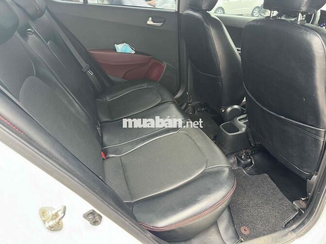 Hyundai Grand i10 2020 1.2 AT - 79000 km