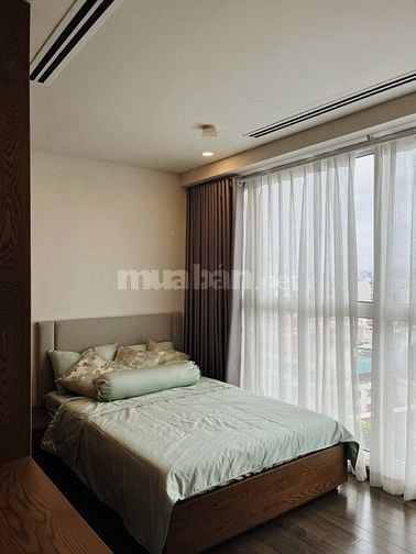 Căn hộ 3PN, 2VS, 120m2 tại Hà Nội Aqua Central, full nội thất
