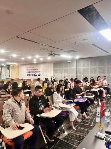 Tuyện dụng 50 Chuyên viên Sale Bất động sản. Thu nhập tối thiểu 40tr