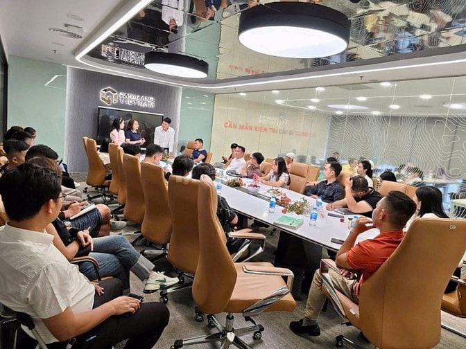 Tuyện dụng 50 Chuyên viên Sale Bất động sản. Thu nhập tối thiểu 40tr