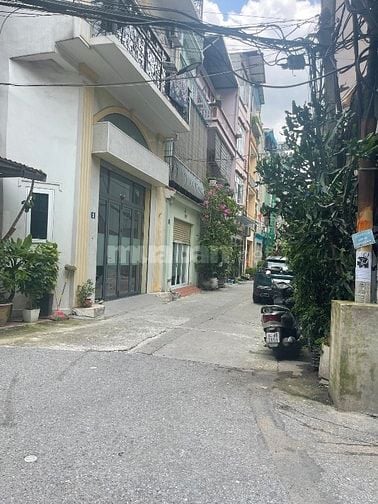 60m2 / tǎngj nhà 2 tầng bồ đề long biên bán  6tyỷ