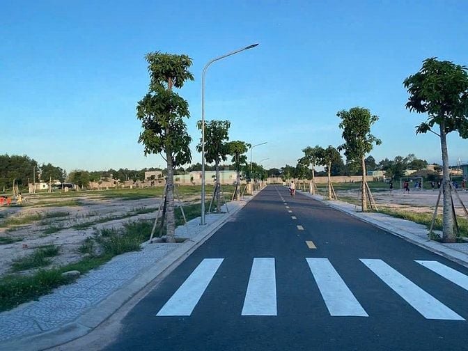 ✈️ Đất nền gần sân bay quốc tế - Sổ riêng - Ngay đường 30m 