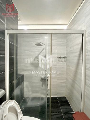 Bán tòa nhà căn hộ dịch vụ đường Phan Xích Long 